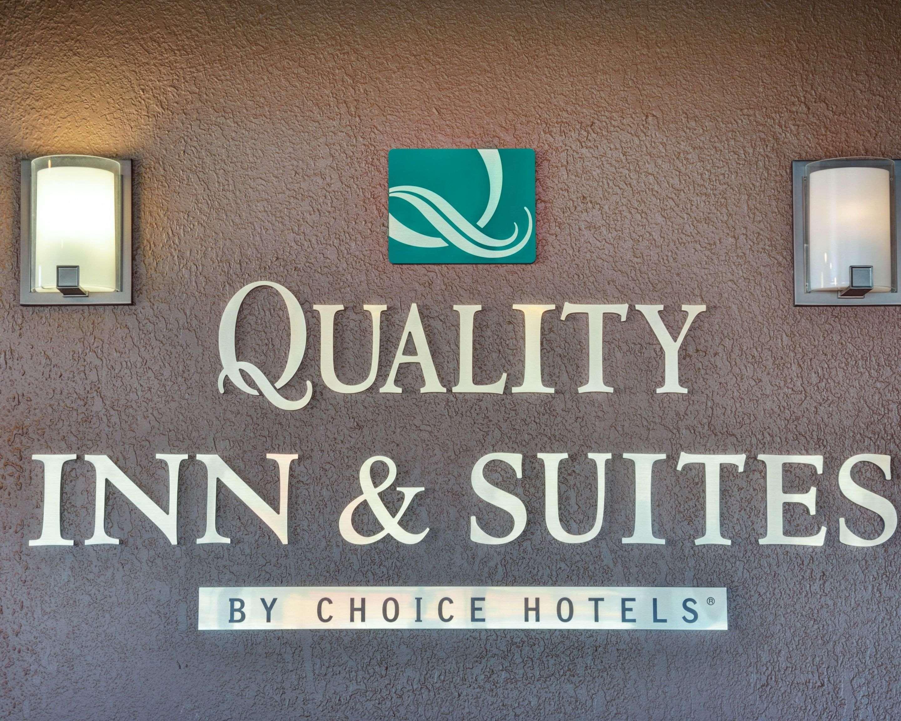 Quality Inn & Suites Hot Springs-Lake Hamilton Dış mekan fotoğraf